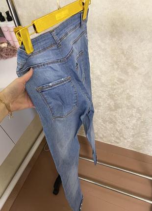 Крутые стильные джинсы скинни с высокой талией2 фото