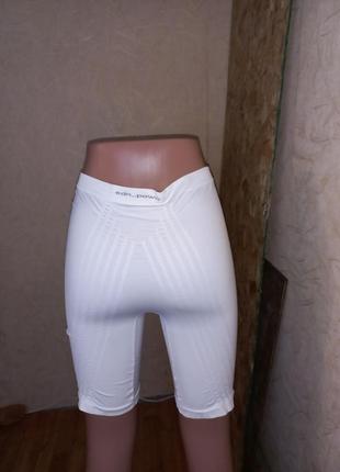 Diadora short tights

мужские компрессионные шорты 48-50 размер3 фото