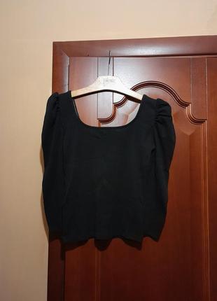 Кофтина черная с буфами