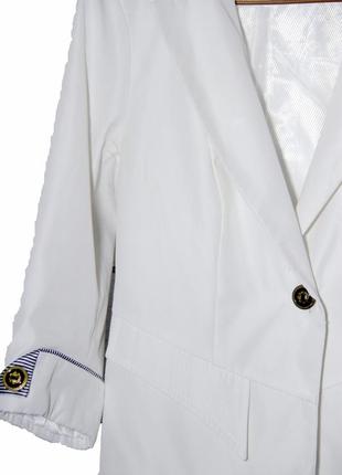 Белоснежный пиджак на подкладке рукав 3/42 фото