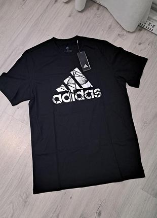 Футболка adidas