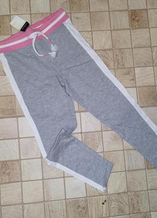 Спортивні штанці на дівчинку