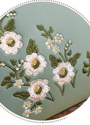 Модная женская сумка с вышивкой цветами, сумочка на плечо вышивка цветочка красный