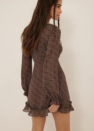 Мини платье в леопардовом принте от бренда na-kd2 фото