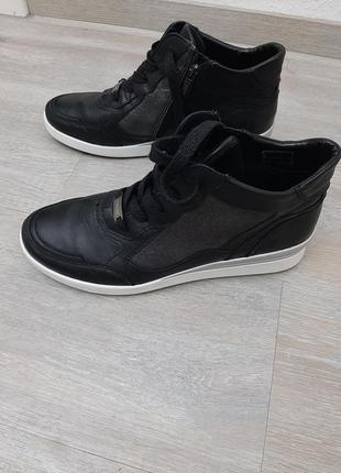 Женские кожаные кроссовки ботинки осень7 фото
