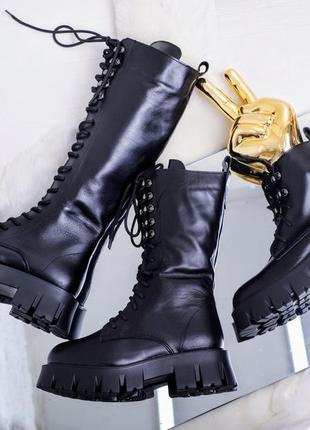 Демисезонные женские кожаные ботинки на стильной платформе черные m-124 фото