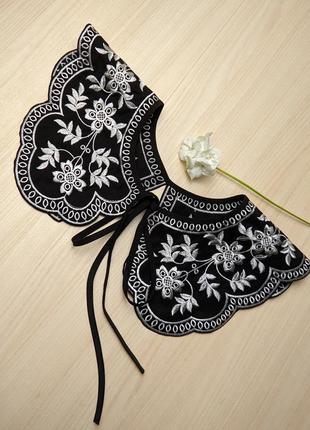 Комір знімний чорний вишивка обманка біла комірець подарунок дівчині милий етно