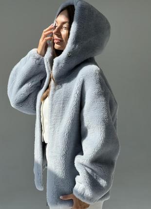 Шуба с капюшоном натуральная овчина