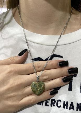 Натуральный камень яшма кулон в форме сердечка на брелке для ключей - оригинальный подарок любимой девушке8 фото