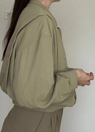 Вкорочена кортка бомбер pull &amp; bear 4