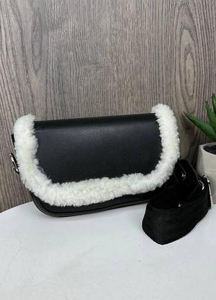 Женская мини сумочка клатч барашок с натуральным мехом, маленькая сумка с меховой окантовкой барашек белый5 фото