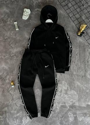Чоловічий зимовий спортивний костюм nike чорний з капюшоном комплект найк худі + штани з начосом (bon)