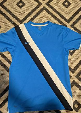 Футболка спортивна nike fit