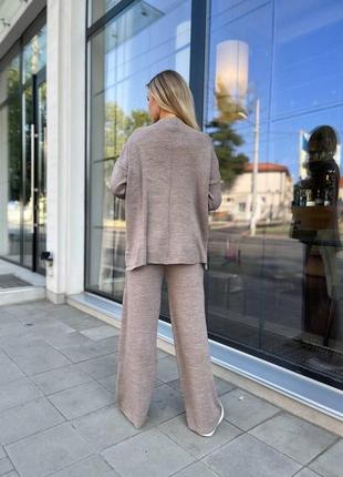 Модный стильный женский прогулочный теплый костюм двойка свитер и брюки бежевого цвета в универсальном размере4 фото