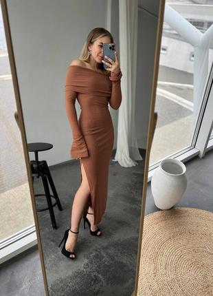 Платье длинное с разрезом голые плечи черная красная мокко