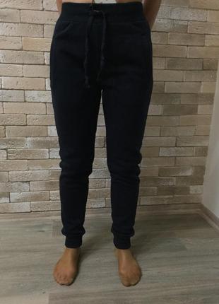 Теплі якісні спортивні штани на флісі .2 фото