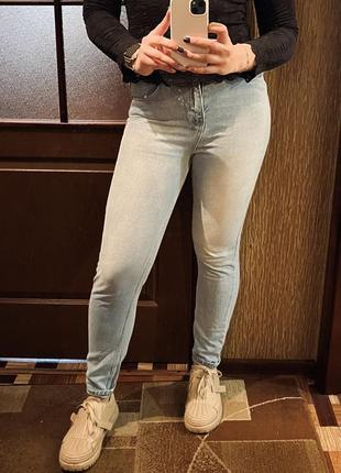 Джинси skinny