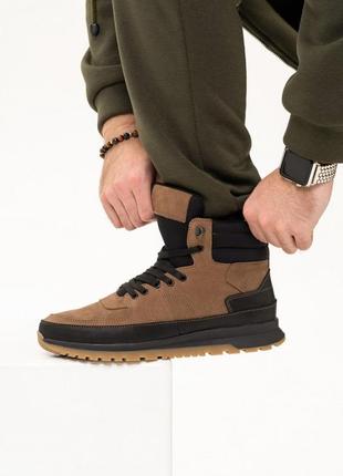 Коричневі теплі черевики з натуральної шкіри