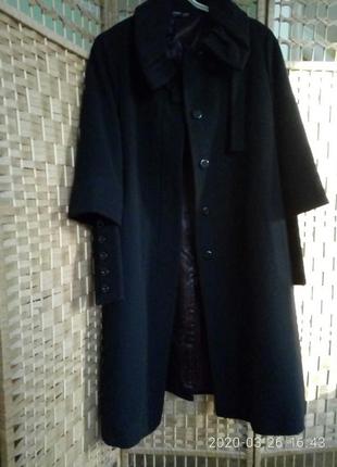 Чудове кашемірове пальто, своє, стан ідеальний