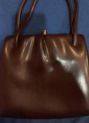 Кожаная винтажная сумочка коричневого цвета
