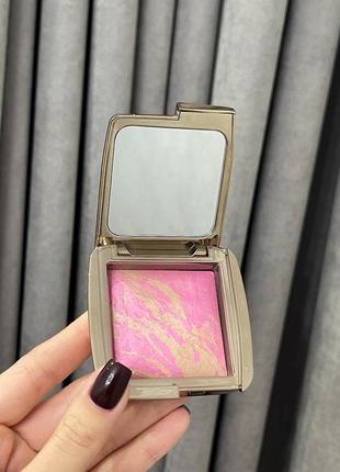 Румяна hourglass ambient lighting blush2 фото