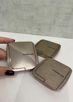 Румяна hourglass ambient lighting blush4 фото