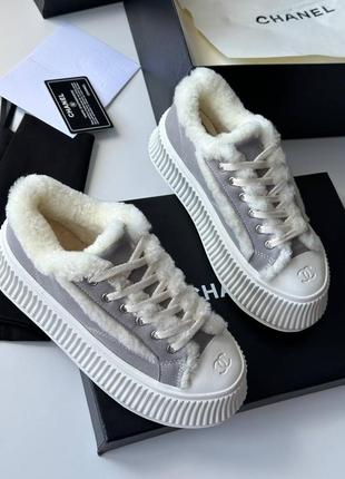 Кроссовки в стиле chanel зимние
