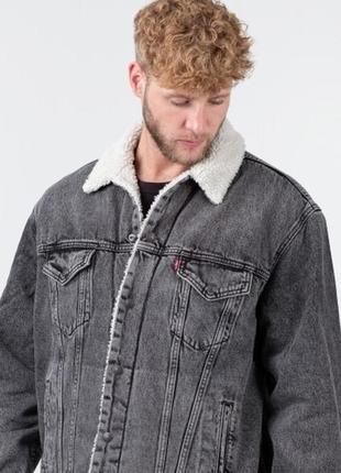 Мужская джинсовая куртка levis vintage fit sherpa trucker jacket