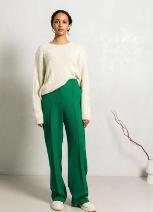 Зручні класичні брюки широкі на резинці зі стрілками 44-52 розміри різні кольори зелені