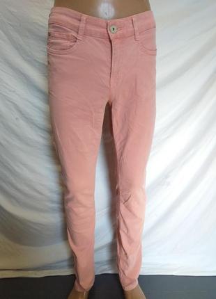 Женские, стрейчевые джинсы.