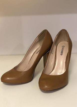 Женские туфли