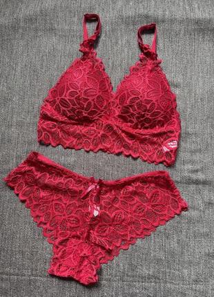 Кружевной комплект без косточек