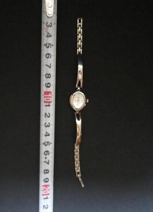 Часы женские наручные "eyki" на ходу. кварц. азия