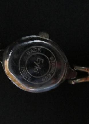 Часы женские наручные "eyki" на ходу. кварц. азия