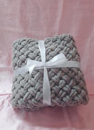 Плюшевые пледы ручной работы под заказ