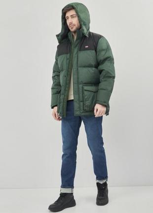 Новый пуховик levi’s