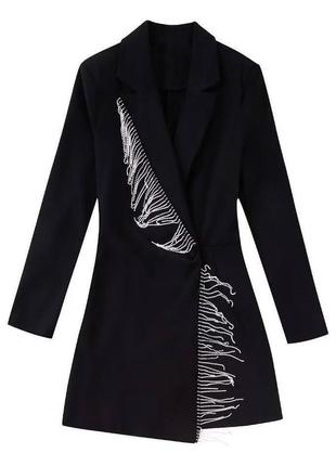 Комбинезон с бахромой из страз на запах пиджак черный комбез классического мини платья стильный трендовый3 фото
