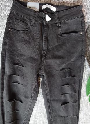 Новые,базовые стрейчевые узкие джинсы seesee7 фото