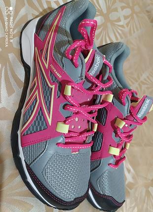 Бігові кросівки reebok trail