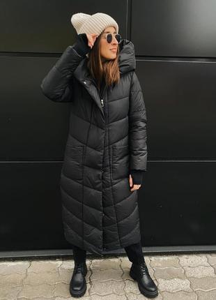 Куртка-косуха пуховик стеганая зима черная с капюшоном длинная