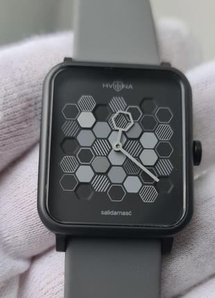 Годинник часы hvilina salidarnasc black swiss movt новий