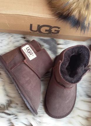 Натуральные,зимние замшевые угги ugg на овчине