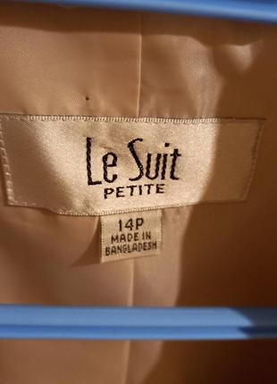 Елегантний жакет