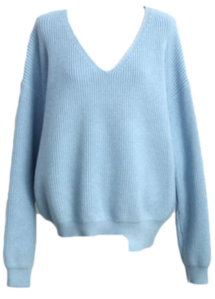 Голубой свитер