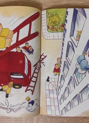 Детская книга "fred the fearless fireman" на английском языке8 фото