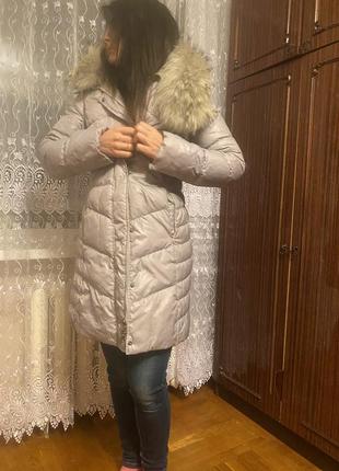 Демісезонна пальто натуральне пухове з капюшоном, куртка з натуральним хутром єнота, хутро знімне розмір sm єнота, хутро знімне розмір sm