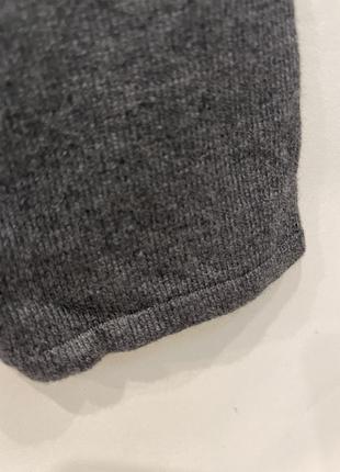 Стильный свитер с кружевом4 фото