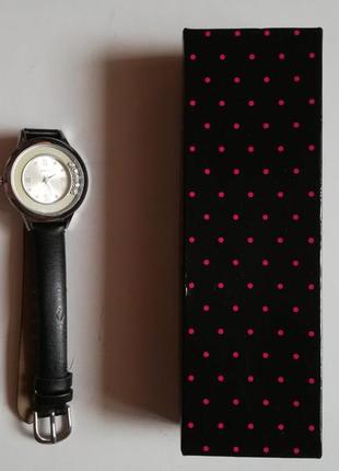 Женские наручные часы от avon6 фото