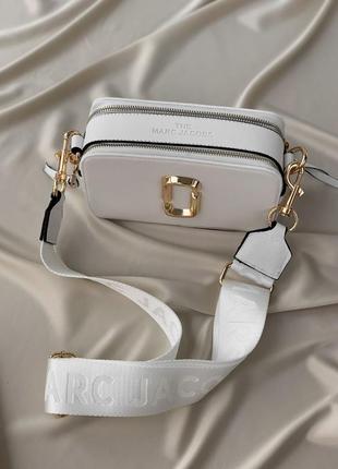 Жіноча сумка marc jacobs white gold logo7 фото