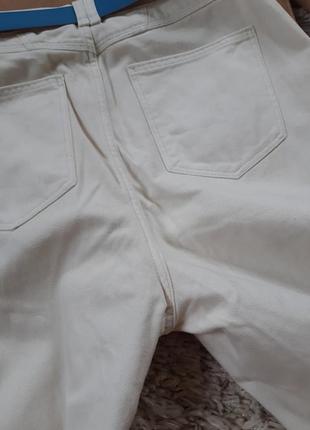 Стильные белые/молочные джинсы мом/бананы с защипами, denimco,  p. 40-429 фото